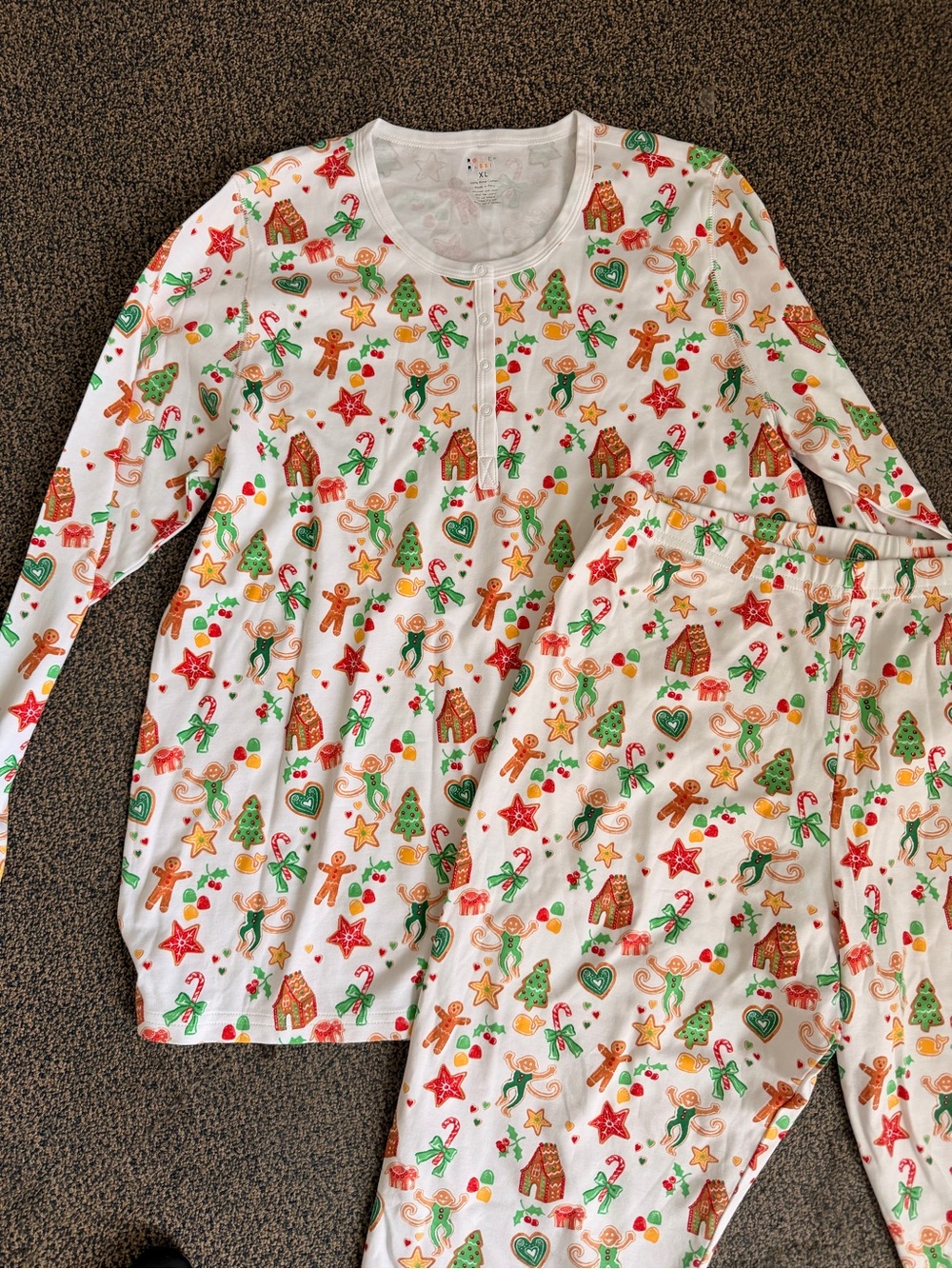 Roller rabbit White Holiday Gingerbread Print Pajama Set
